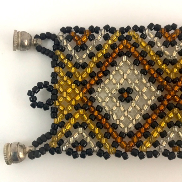 Diamond Beaded Bracelet - Picture 3 of 6